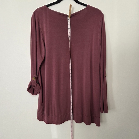 Soft Surroundings Women's Mauve Long Sleeve Top Size Large. Roll Tab Sleeve - Picture 3 of 9